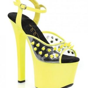 Ellie Shoes Solar 7" Neon Platform Black Light